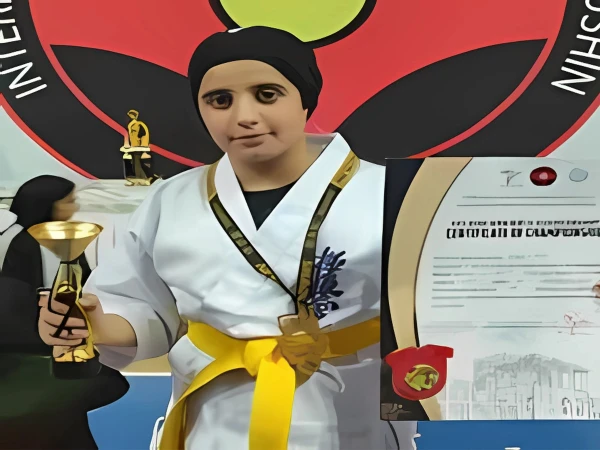 🇮🇷 کراٹے چیمپئن ہیلینا غولامی اسرائیلی حملے میں شہید، ایران بھر میں سوگ
